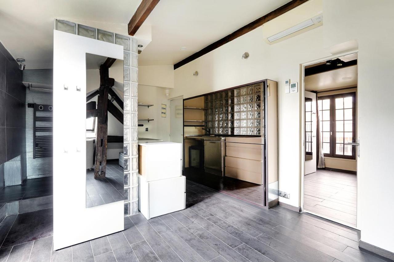 Pick A Flat'S Apartments In Le Marais - Rue Saint Merri Parijs Buitenkant foto