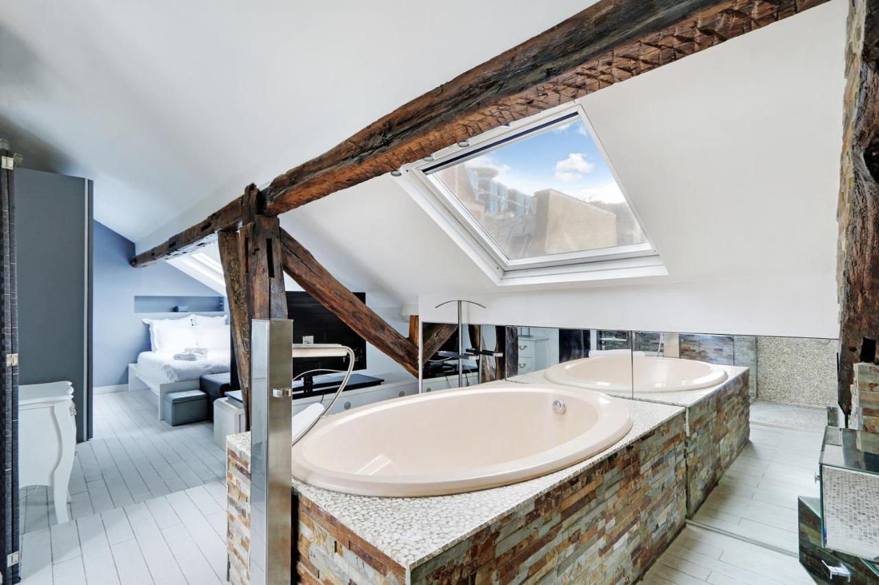 Pick A Flat'S Apartments In Le Marais - Rue Saint Merri Parijs Buitenkant foto