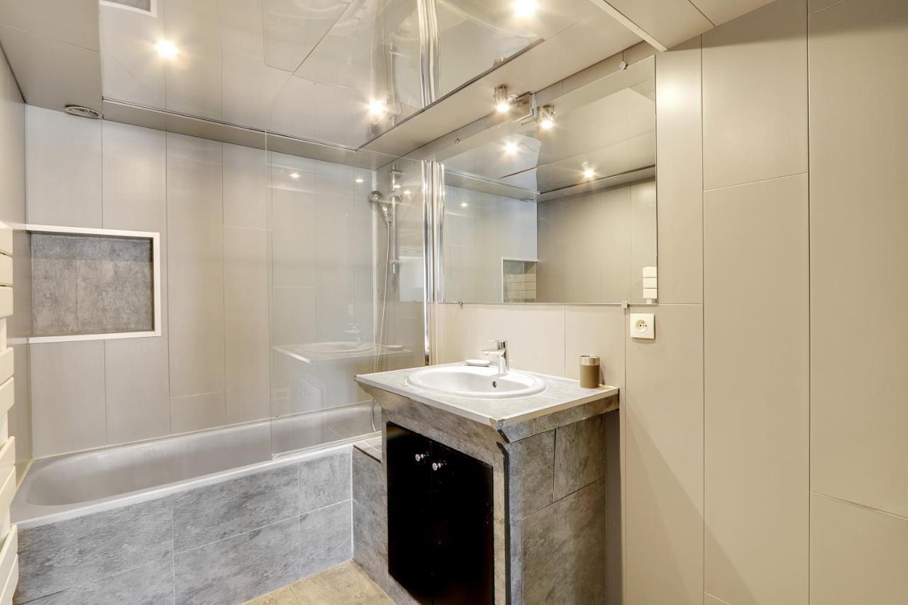 Pick A Flat'S Apartments In Le Marais - Rue Saint Merri Parijs Buitenkant foto