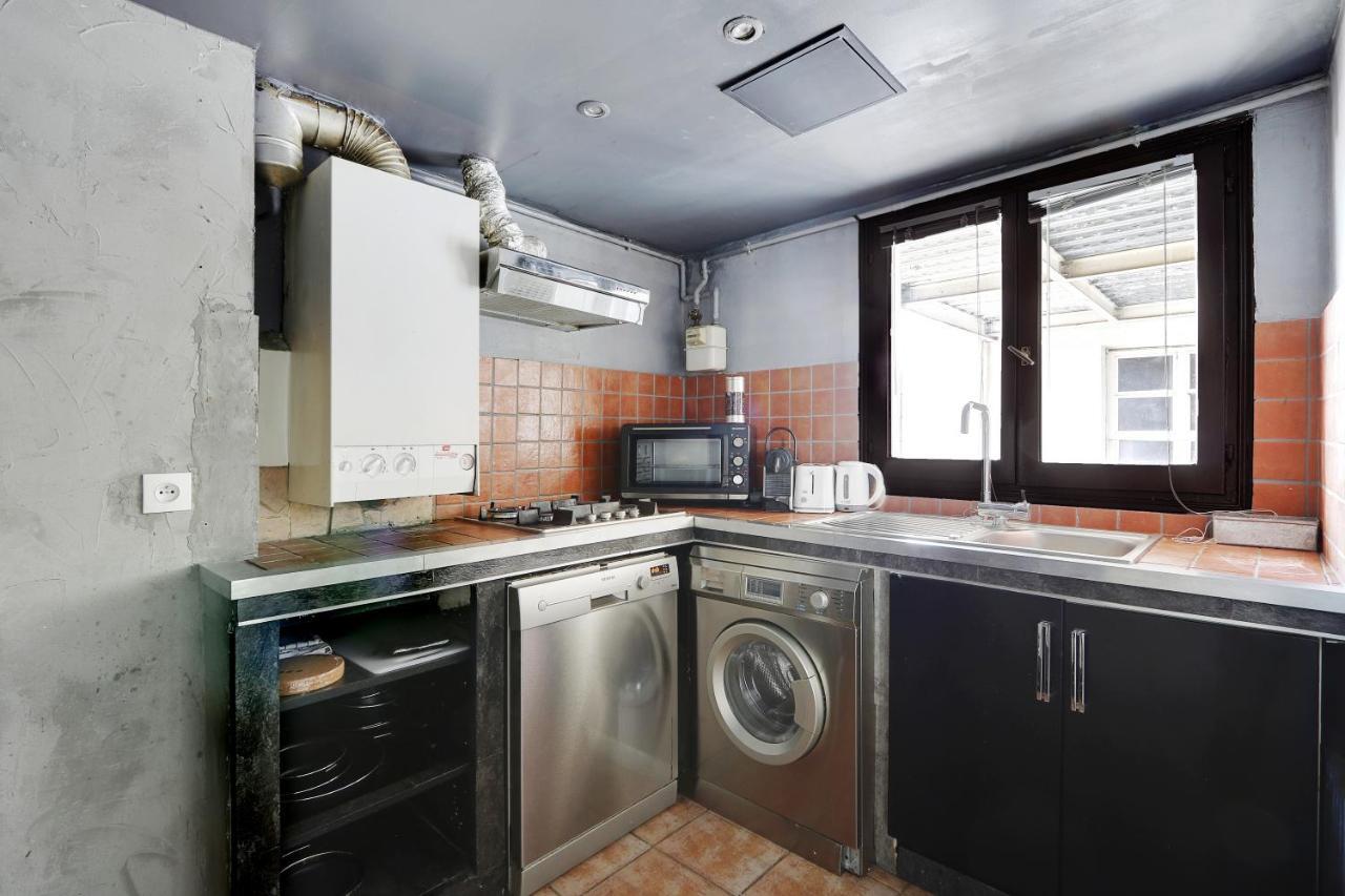 Pick A Flat'S Apartments In Le Marais - Rue Saint Merri Parijs Buitenkant foto