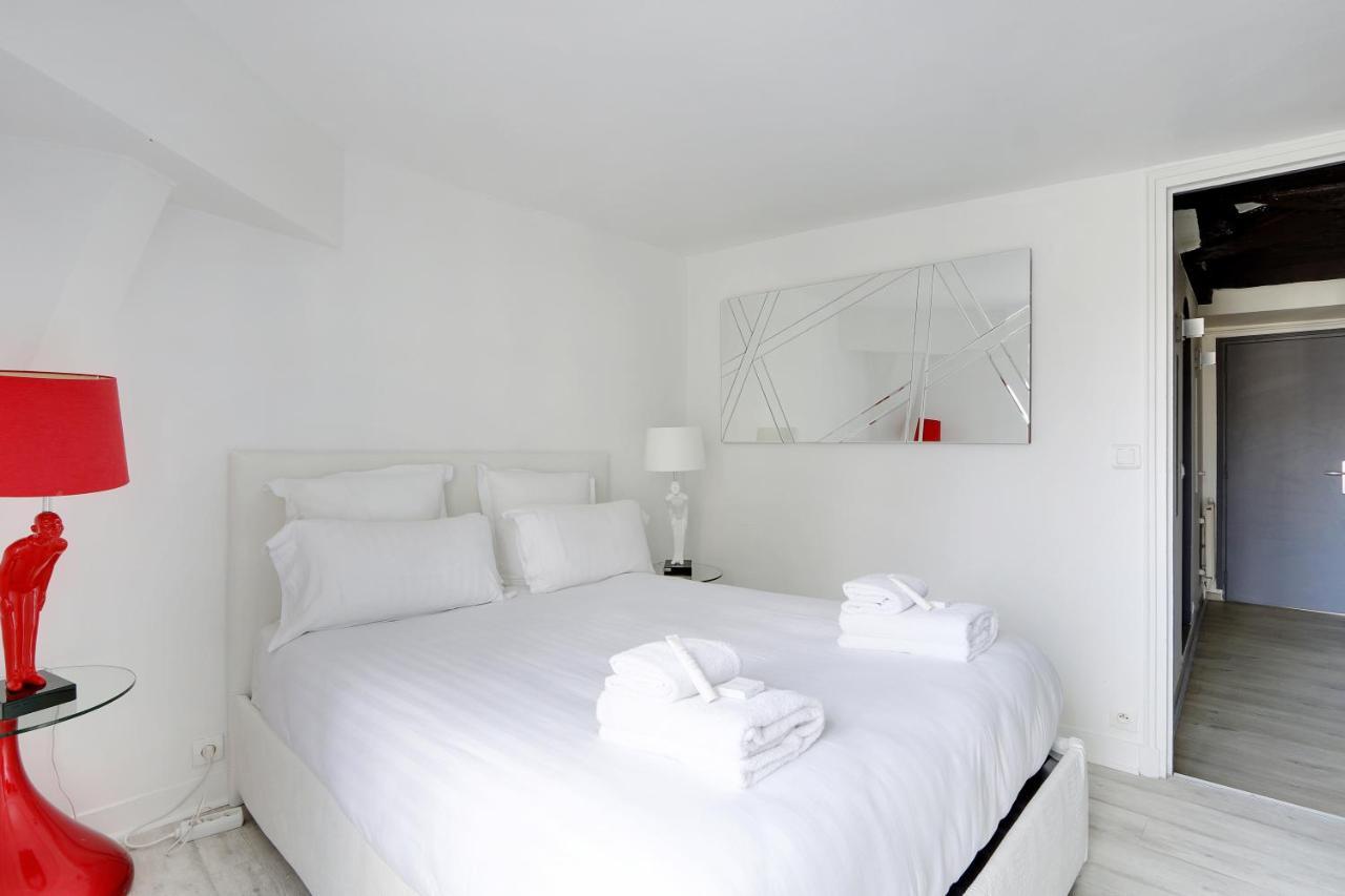 Pick A Flat'S Apartments In Le Marais - Rue Saint Merri Parijs Buitenkant foto