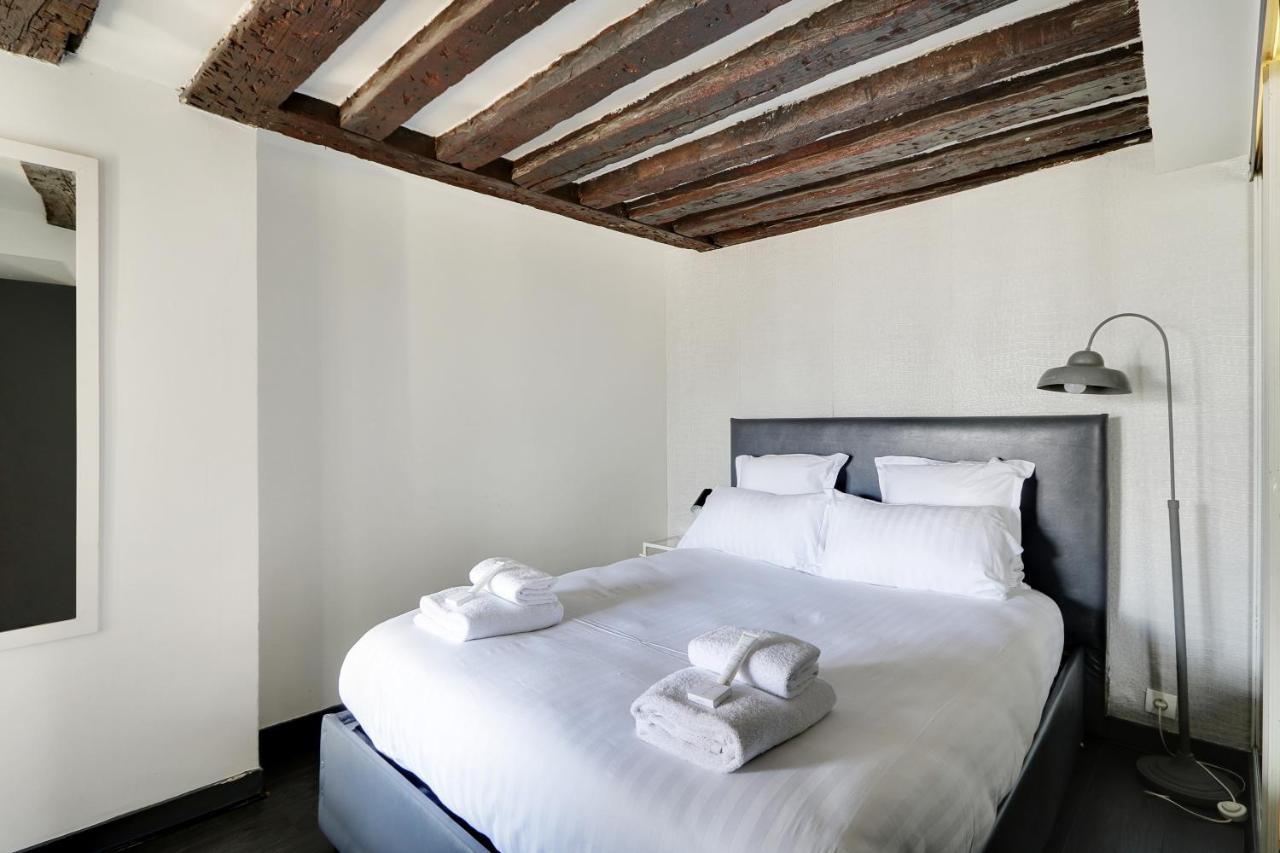 Pick A Flat'S Apartments In Le Marais - Rue Saint Merri Parijs Buitenkant foto